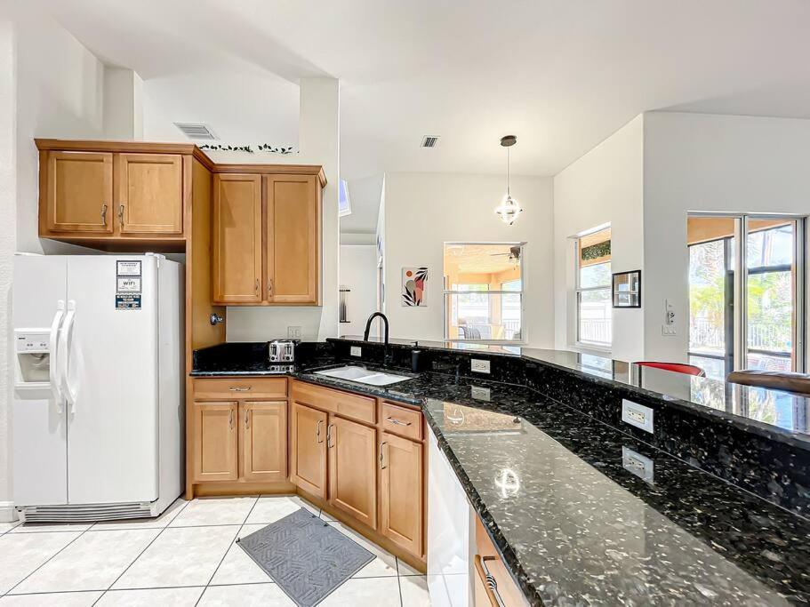 Discover Your Oasis: Tropical Haven In Central Psl Port St. Lucie Dış mekan fotoğraf
