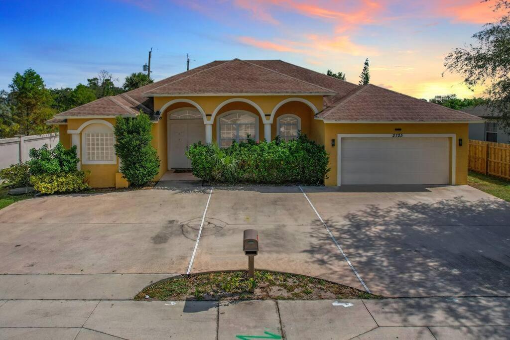 Discover Your Oasis: Tropical Haven In Central Psl Port St. Lucie Dış mekan fotoğraf