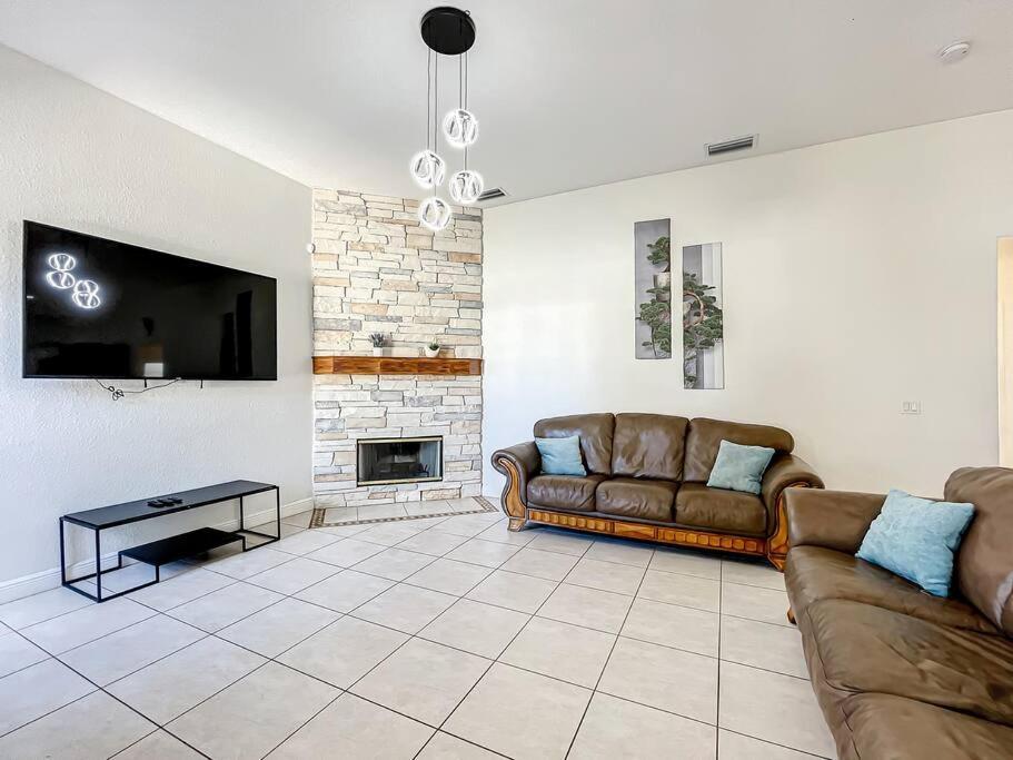 Discover Your Oasis: Tropical Haven In Central Psl Port St. Lucie Dış mekan fotoğraf